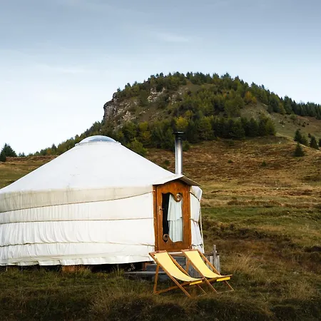 Tente de luxe Alp Jurte Skihuette *